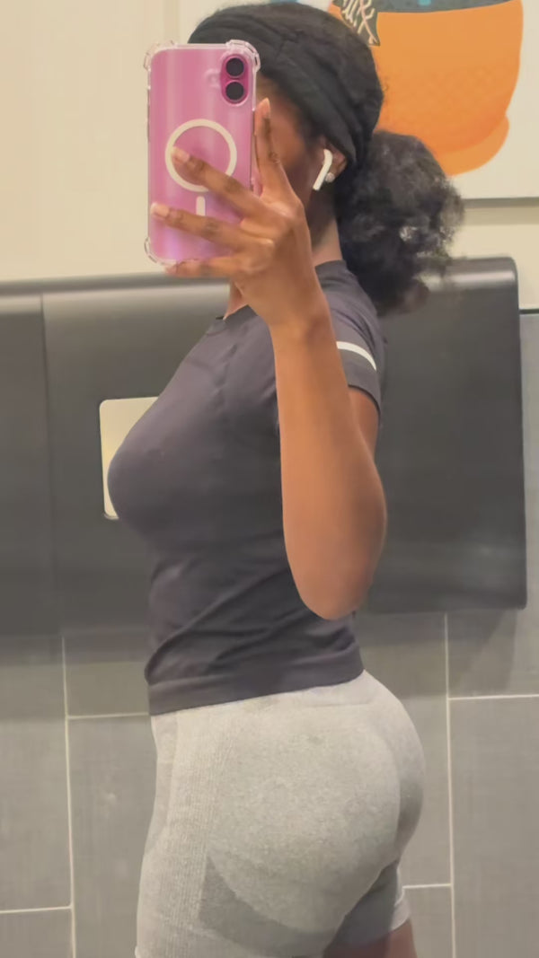 ai-video:f904db5fb6d58fe459c3b624485b8b4f862088fdae7d2ea00d1e7e3874f137e1